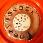 USPON I PAD TELEFONSKE ŽICE / lična istorija fiksne telefonije